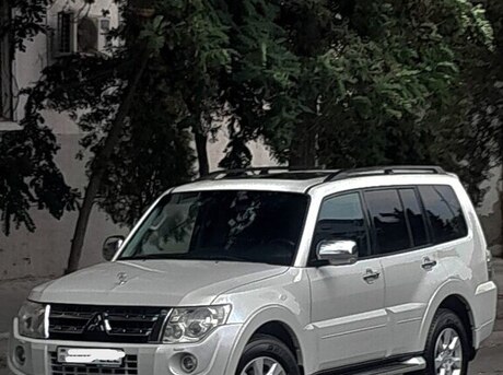 Mitsubishi Pajero 2011