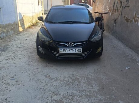 Hyundai Elantra 2013