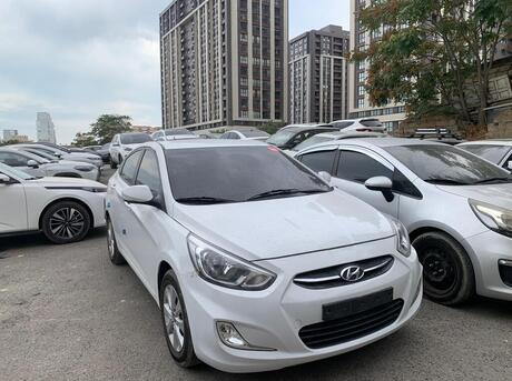 Hyundai Accent 2016