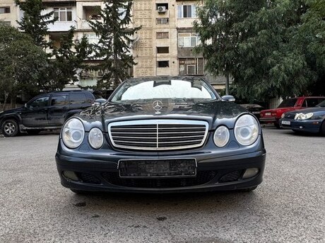 Mercedes E 240 2004