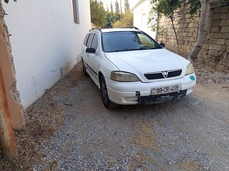 Opel Astra 2000