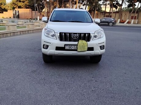 Toyota Land Cruiser Prado 2013