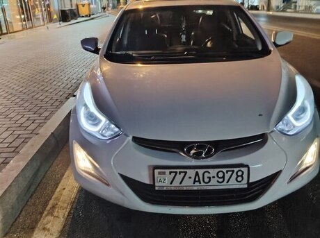 Hyundai Elantra 2013