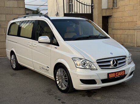 Mercedes Viano 2013