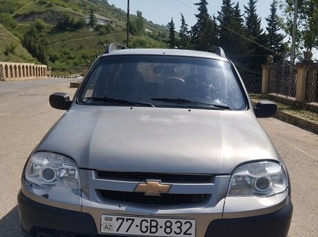 Chevrolet Niva 2011