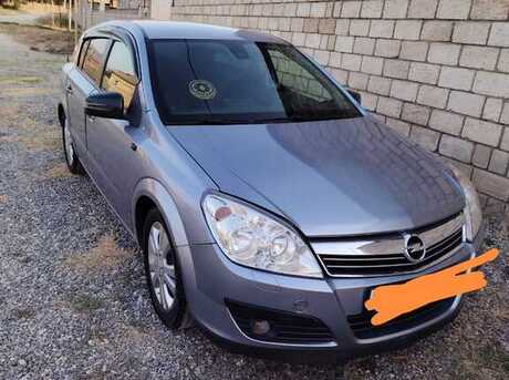 Opel Astra 2007