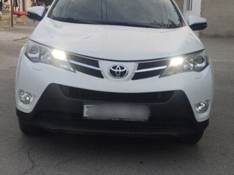 Toyota RAV4 2015