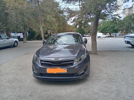 Kia K5 2011