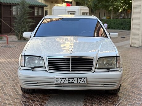 Mercedes S 320