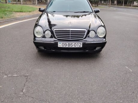 Mercedes E 270 2000