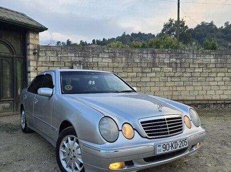 Mercedes E 220 1999