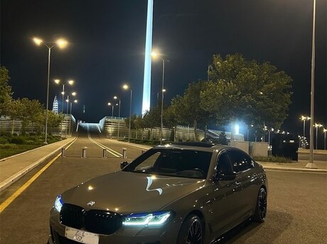 BMW 530e