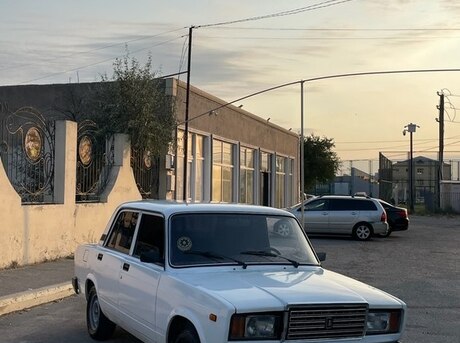LADA (VAZ) 2107 2005