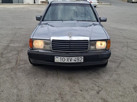 Mercedes 190