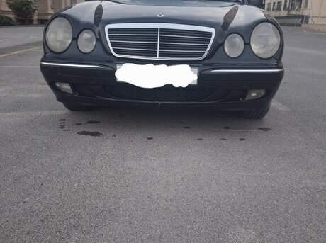 Mercedes E 220 2000