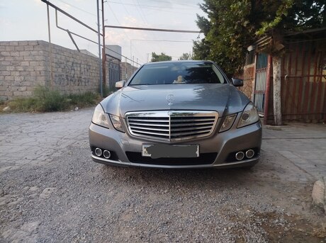 Mercedes E 220 2011