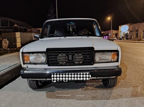 LADA (VAZ) 2107