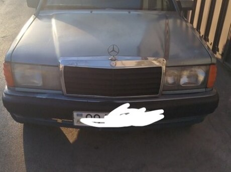 Mercedes 190