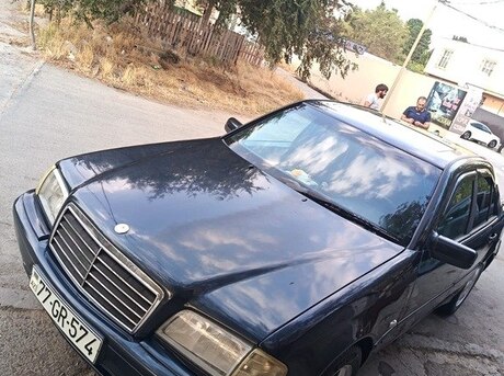 Mercedes C 180