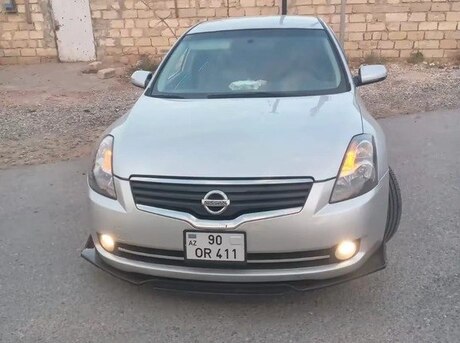 Nissan Altima 2008