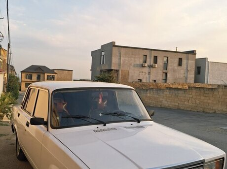LADA (VAZ) 2107 2003