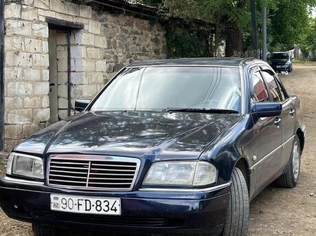 Mercedes C 180