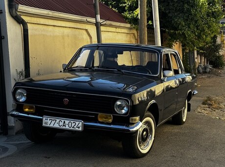 GAZ 24 1990