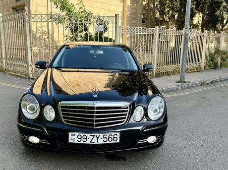 Mercedes E 200