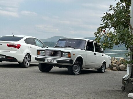 LADA (VAZ) 2107