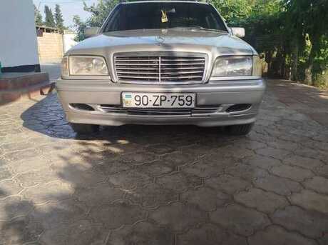 Mercedes C 180