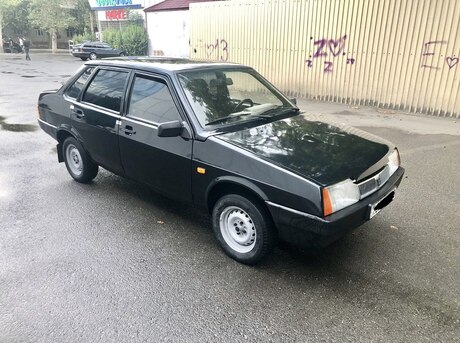 LADA (VAZ) 21099 2000