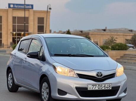 Toyota Vitz 2012