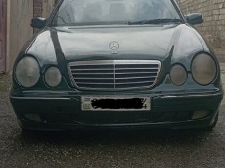 Mercedes E 270 2000