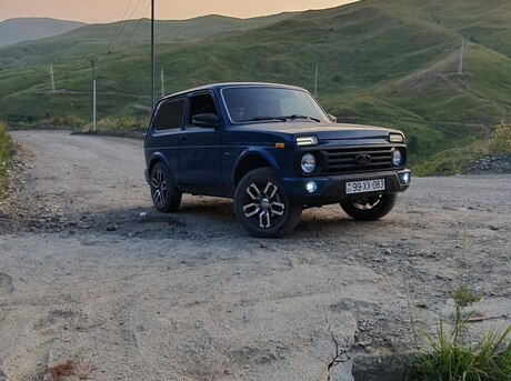 LADA (VAZ) Niva 2012