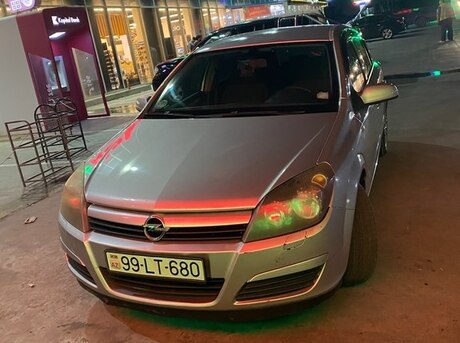Opel Astra 2004