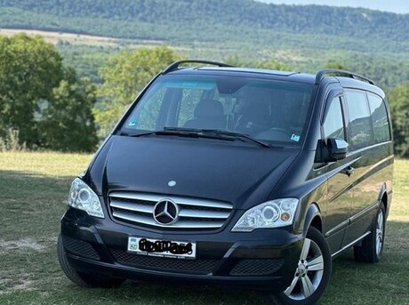 Mercedes Viano 2011