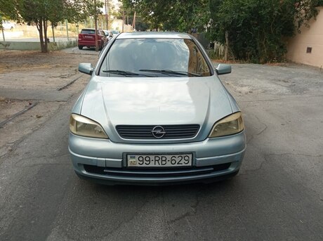 Opel Astra 2000