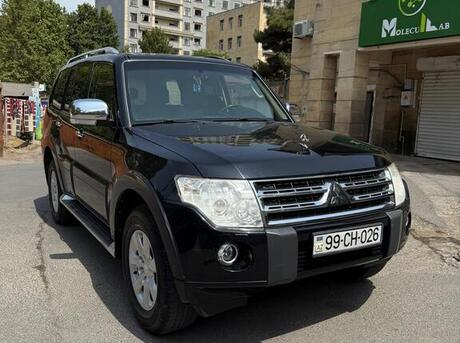 Mitsubishi Pajero 2011