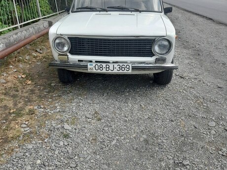 LADA (VAZ) 21011