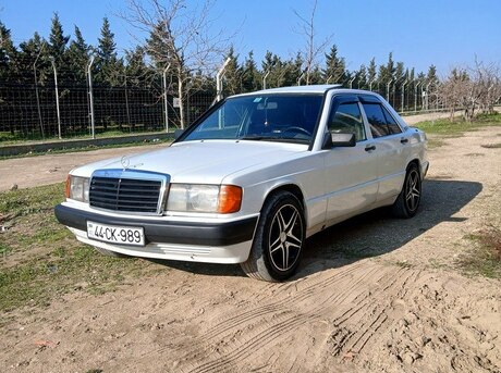 Mercedes 190
