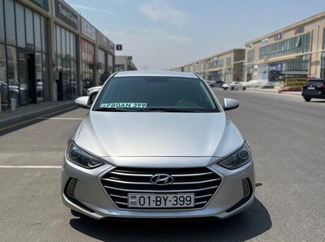 Hyundai Elantra 2017