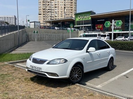 Daewoo Gentra 2014