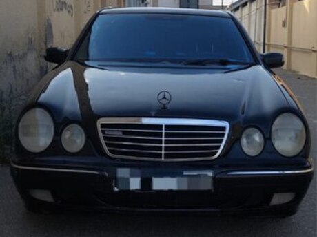 Mercedes E 240 2001