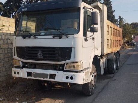 HOWO Sinotruk 2011