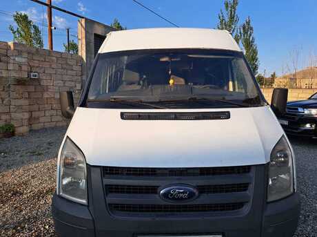 Ford Transit 2011