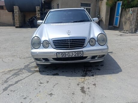 Mercedes E 280 2000