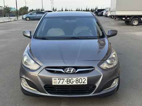Hyundai Accent 2013