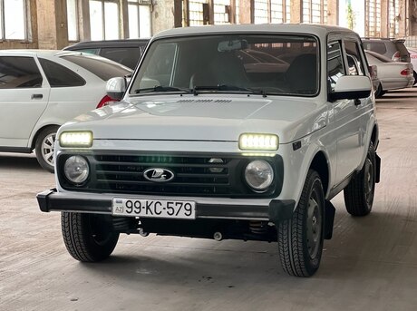 LADA (VAZ) Niva 2013