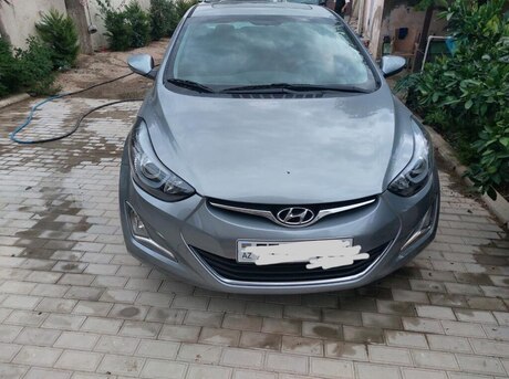 Hyundai Elantra 2015