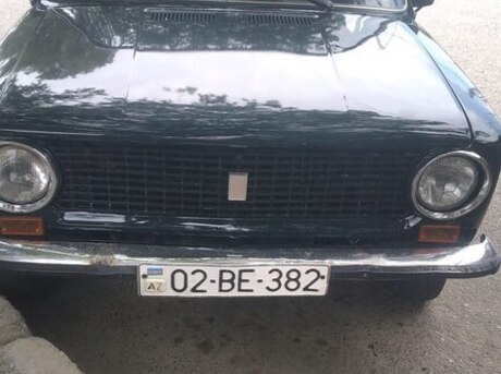LADA (VAZ) 21011